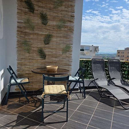 Tropic Lägenhet Durrës Exteriör bild